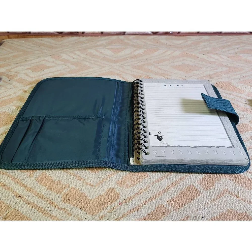 Vtg Looney Tunes 3 Ring Binder Green Bugs Bunny Taz Daffy 1998 #A53